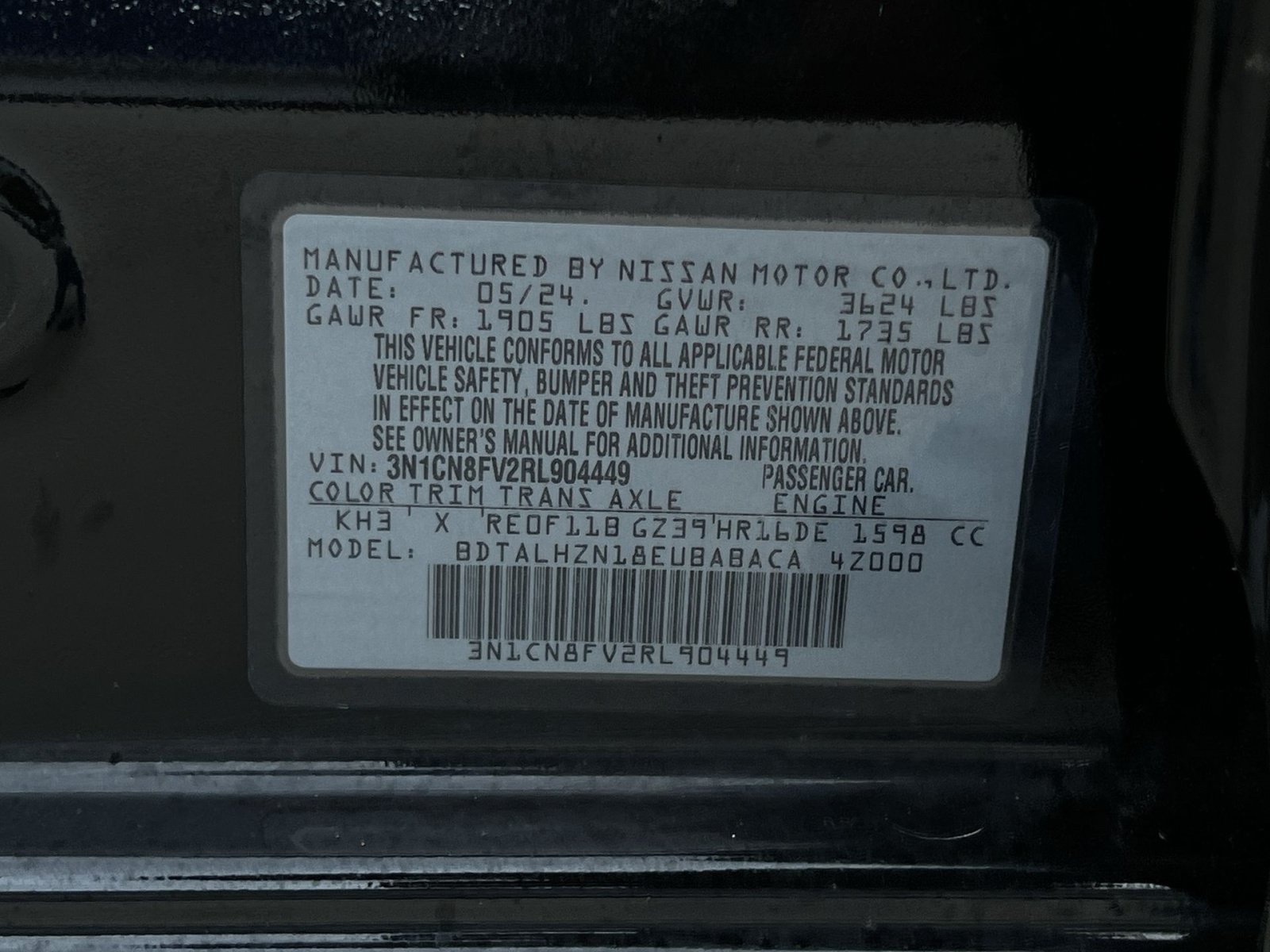 Used 2024 Nissan Versa SR FWD image 34