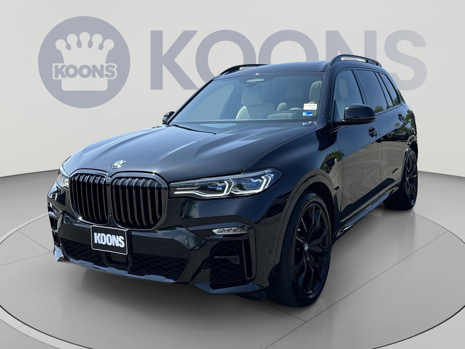 Used 2020 BMW X7 M50i w/ Dynamic Handling Package AWD/4WD image 1