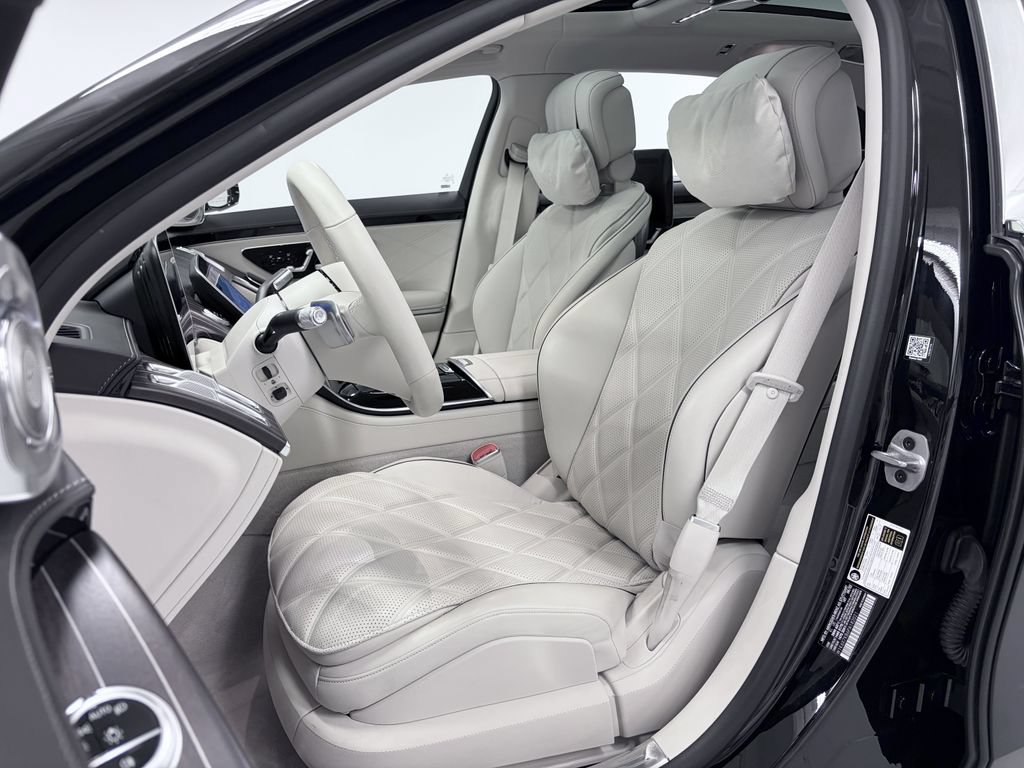 Used 2023 Mercedes-Benz Maybach S 680 4MATIC image 16
