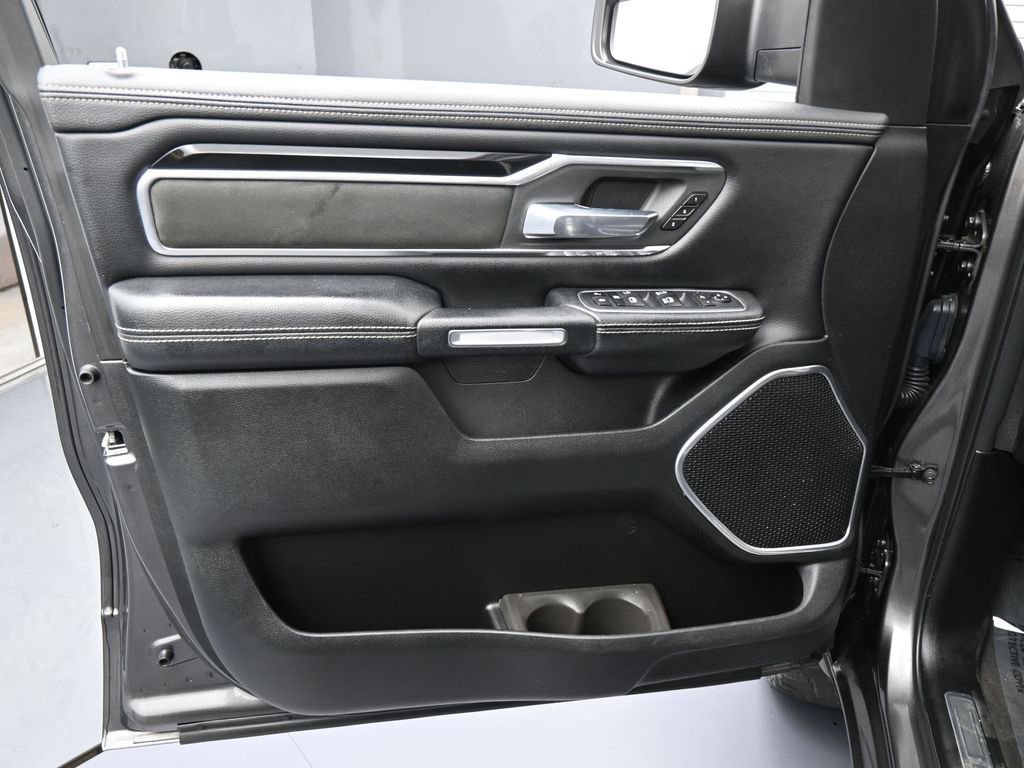 Used 2020 RAM 1500 Laramie w/ Sport Appearance Package image 12