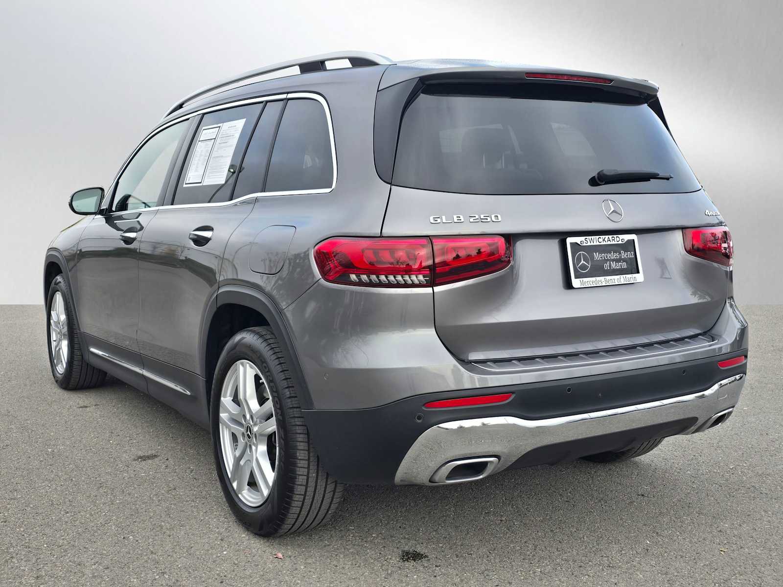 Used 2020 Mercedes-Benz GLB 250 4MATIC image 5