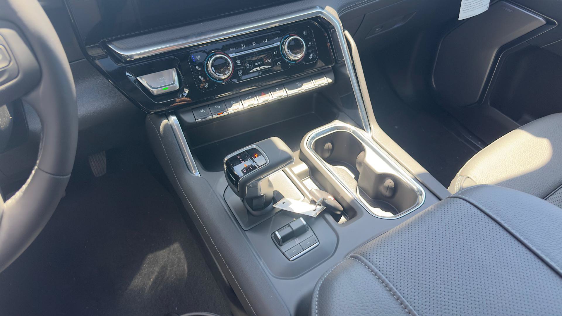 New 2026 GMC Sierra 1500 Denali AWD/4WD image 14