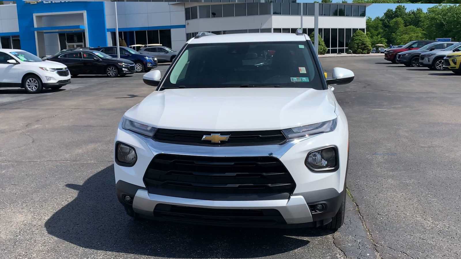 Certified 2023 Chevrolet TrailBlazer LT FWD image 3