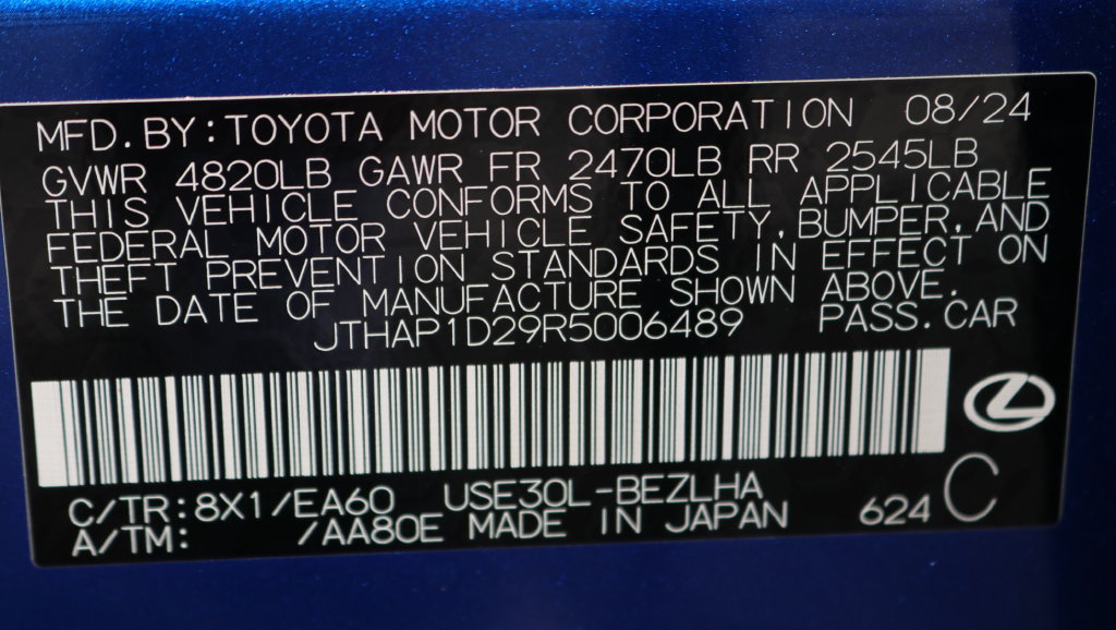 Used 2024 Lexus IS 500 w/ Accessory Package RWD image 26