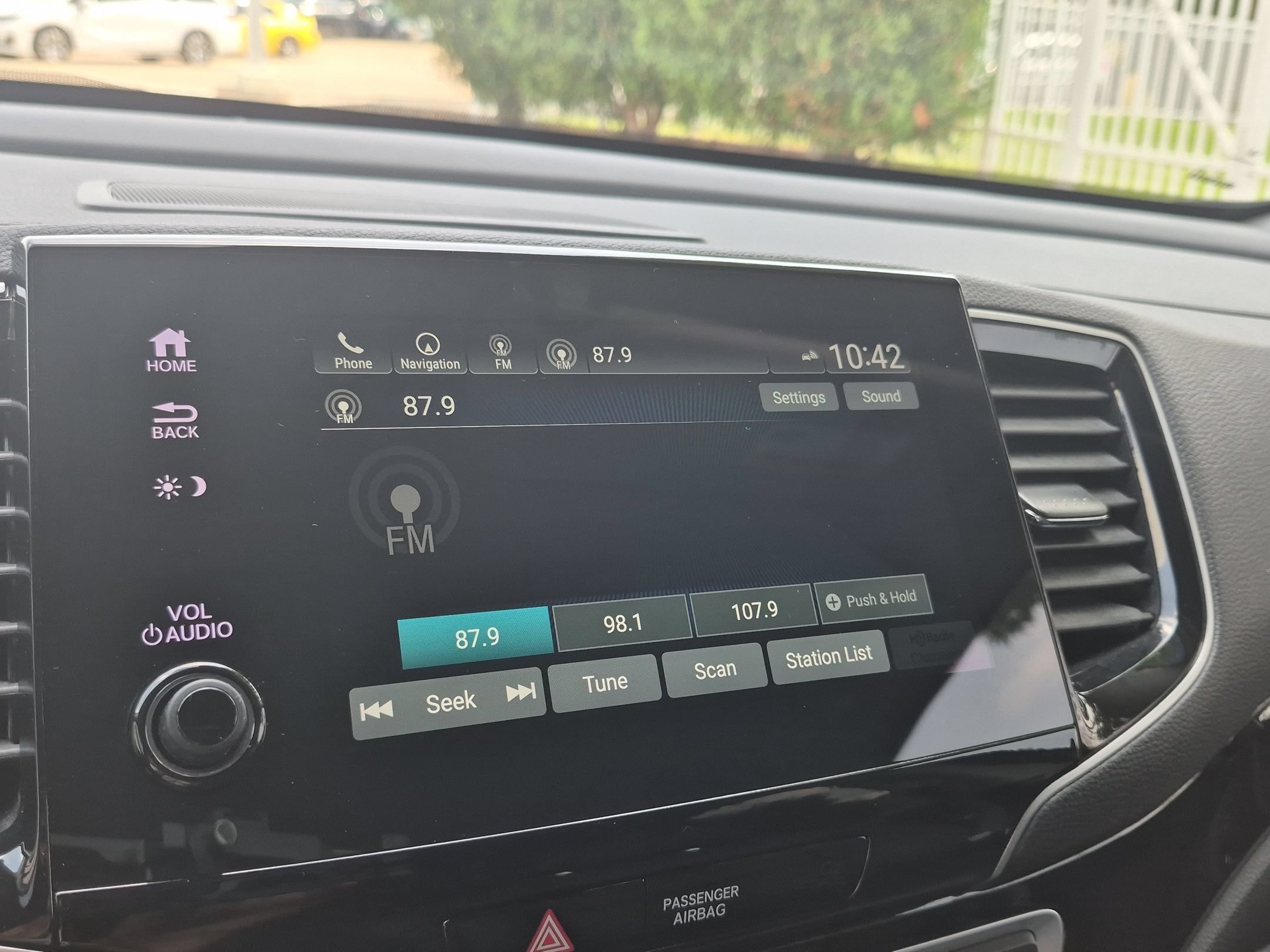 Certified 2022 Honda Pilot Touring image 18