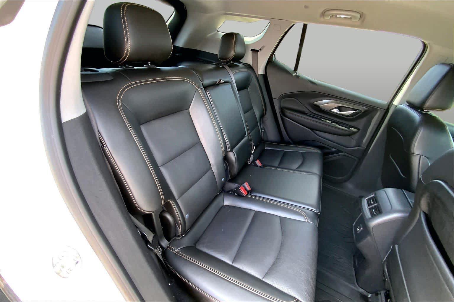 Used 2021 GMC Terrain SLT w/ Elevation Edition FWD image 19