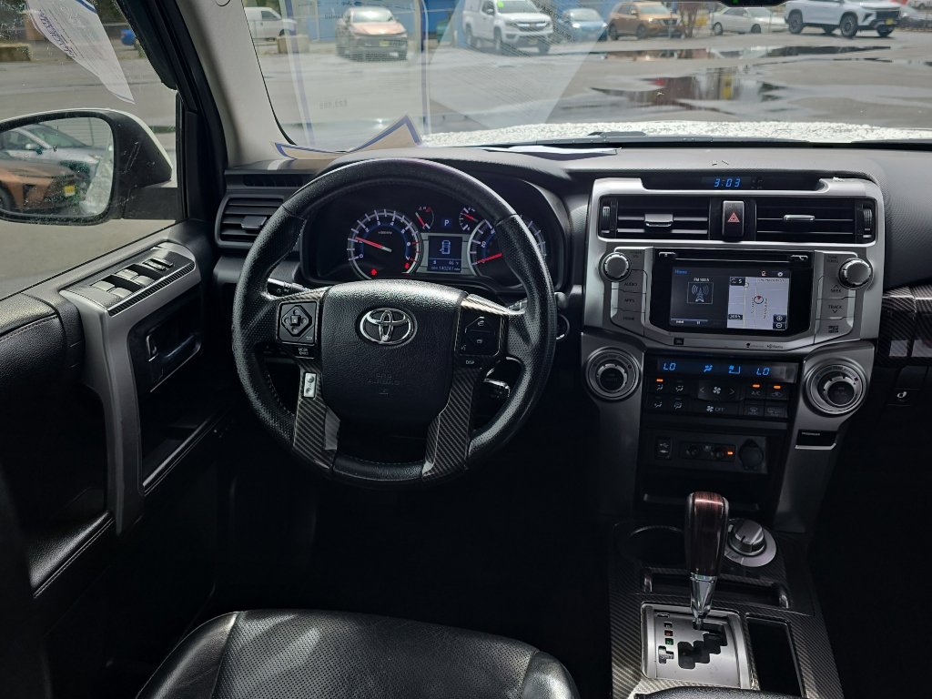 Used 2015 Toyota 4Runner Limited AWD/4WD image 21