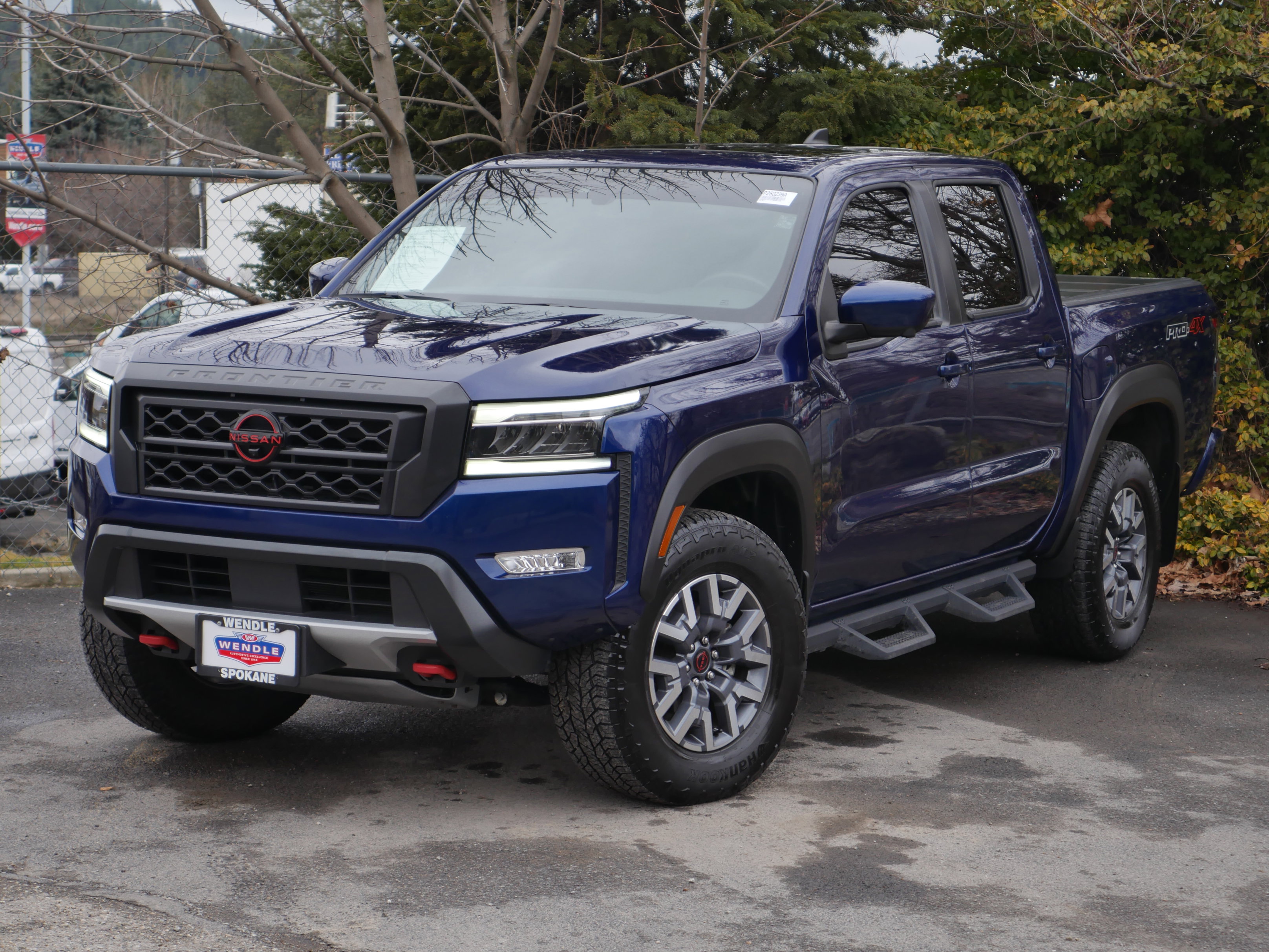 Certified 2023 Nissan Frontier PRO-4X w/ Pro-4X Premium Package image 2