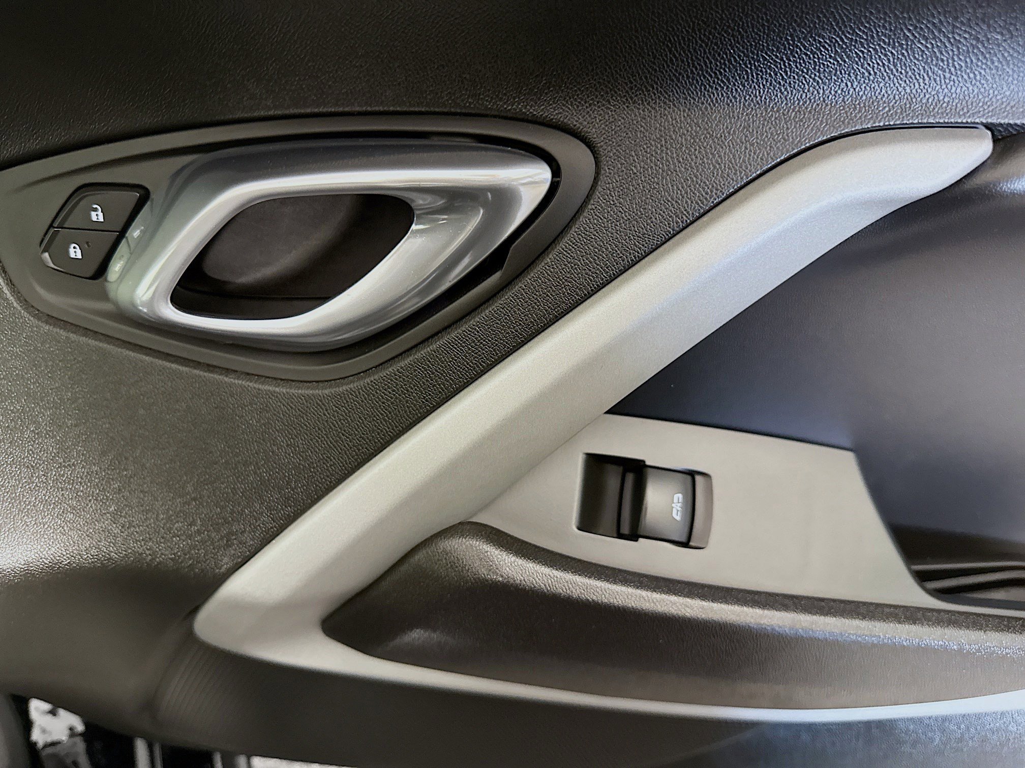 Used 2019 Chevrolet Camaro SS image 29