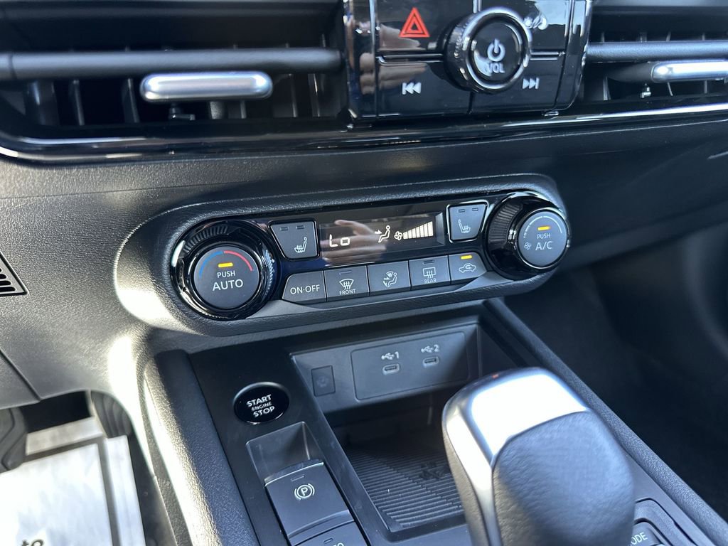 New 2026 Nissan Kicks SV w/ SV Premium Package image 18