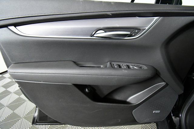 New 2026 Cadillac XT5 Luxury w/ LPO, Floor Liner Package image 22