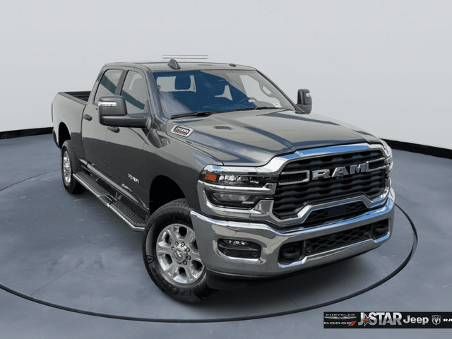 Used 2026 RAM 2500 Big Horn AWD/4WD image 3