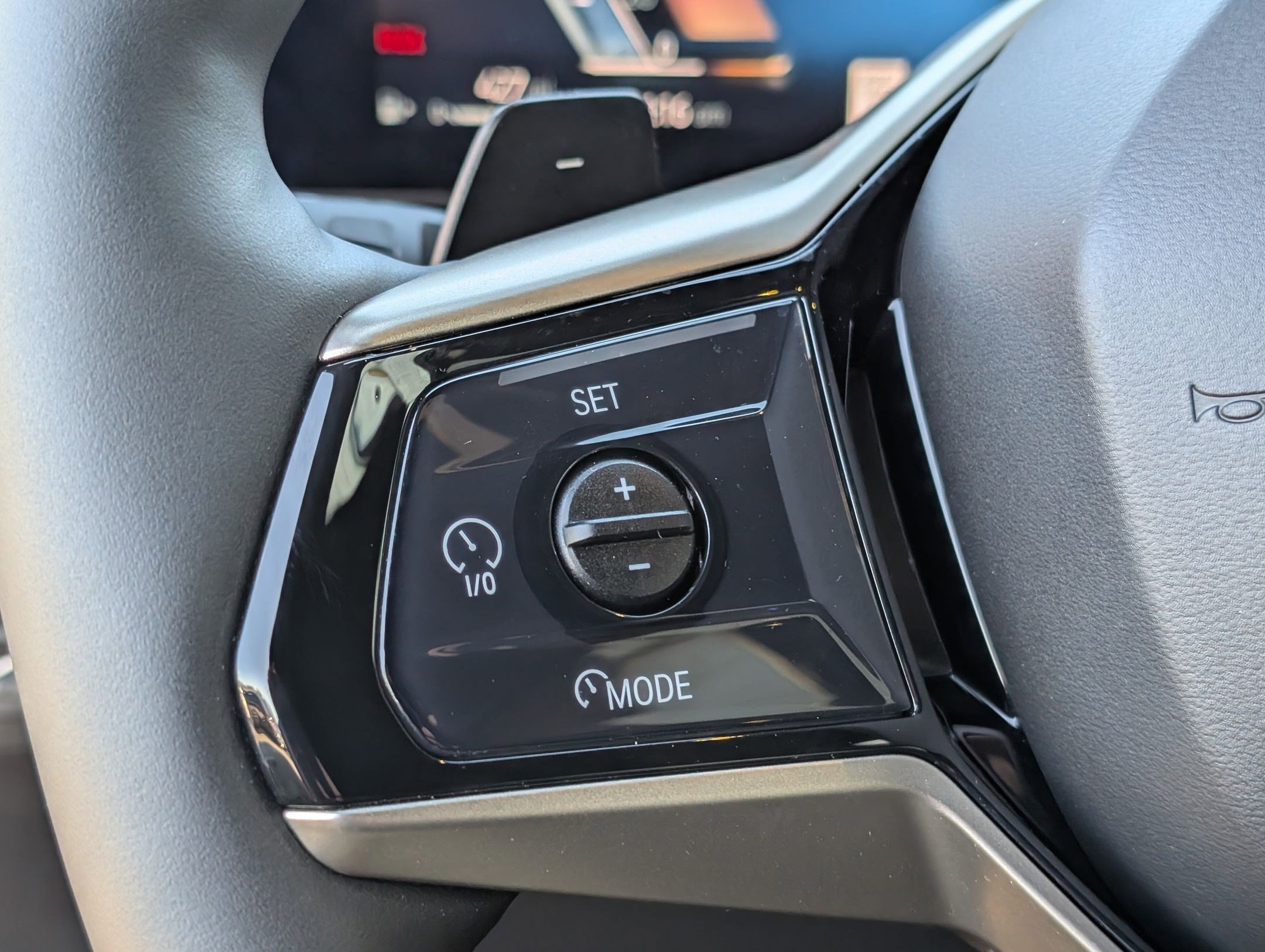 Used 2025 BMW X3 xDrive30i w/ Premium Package image 18