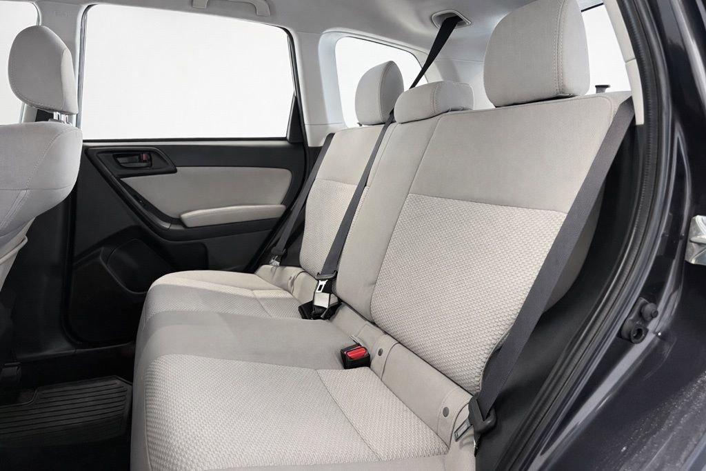 Used 2016 Subaru Forester 2.5i w/ Alloy Wheel Package image 13