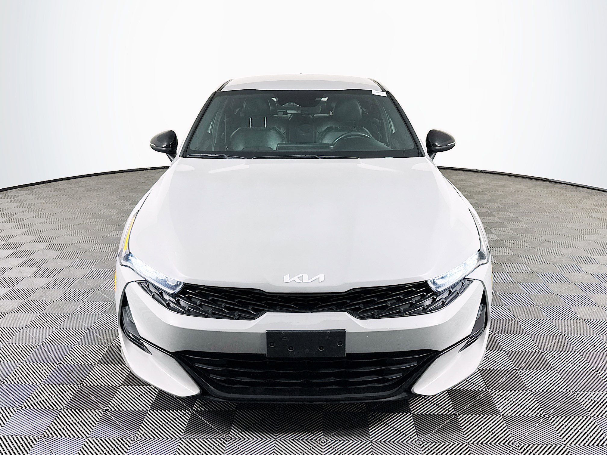 Used 2023 Kia K5 GT-Line image 2