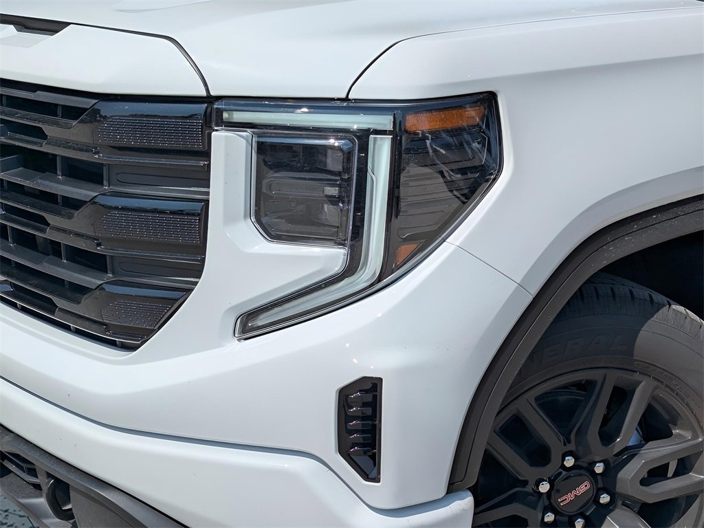 New 2026 GMC Sierra 1500 Elevation image 5