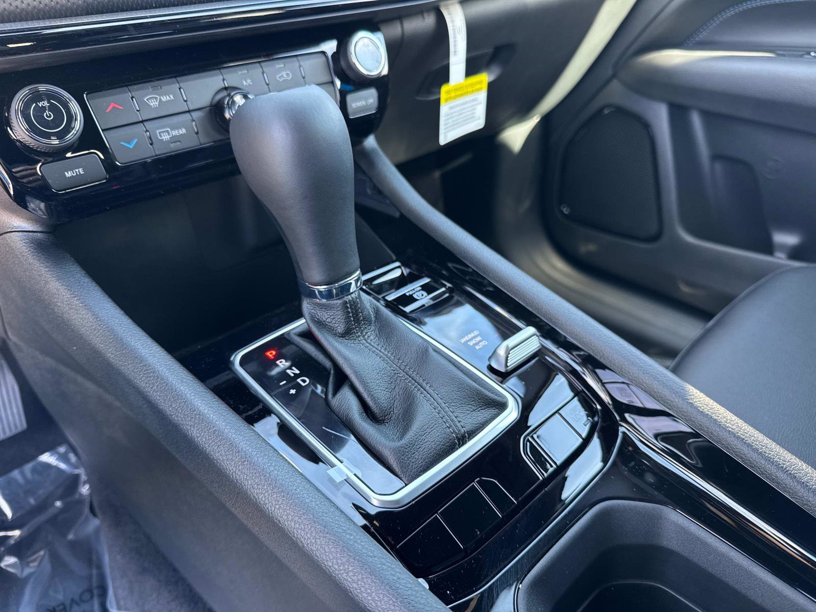 New 2026 Jeep Compass Latitude image 25