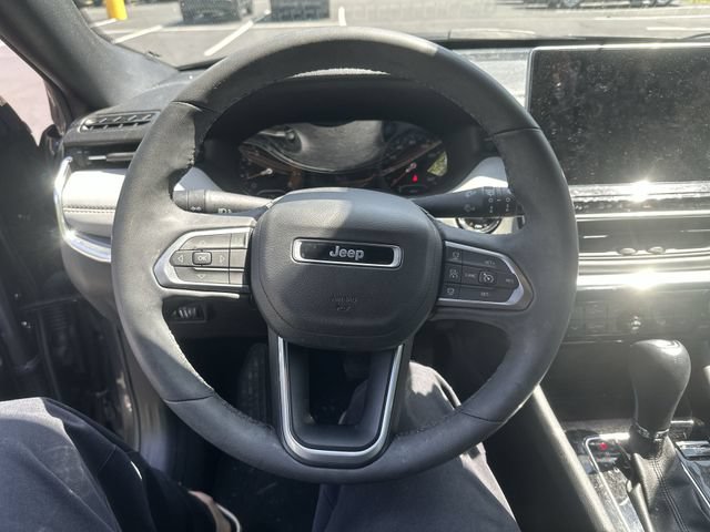 Used 2023 Jeep Compass Limited AWD/4WD image 13