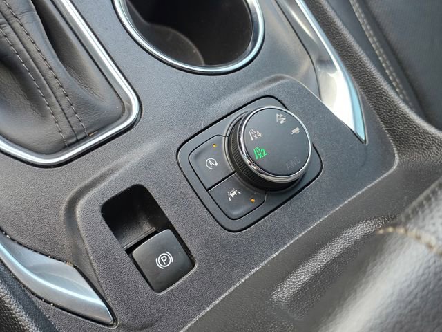 Certified 2023 Chevrolet Traverse Premier w/ Redline Edition image 32