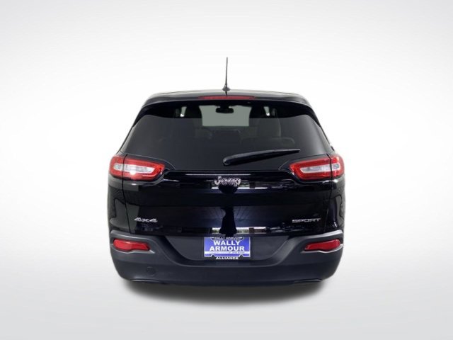 Used 2017 Jeep Cherokee Sport AWD/4WD image 8