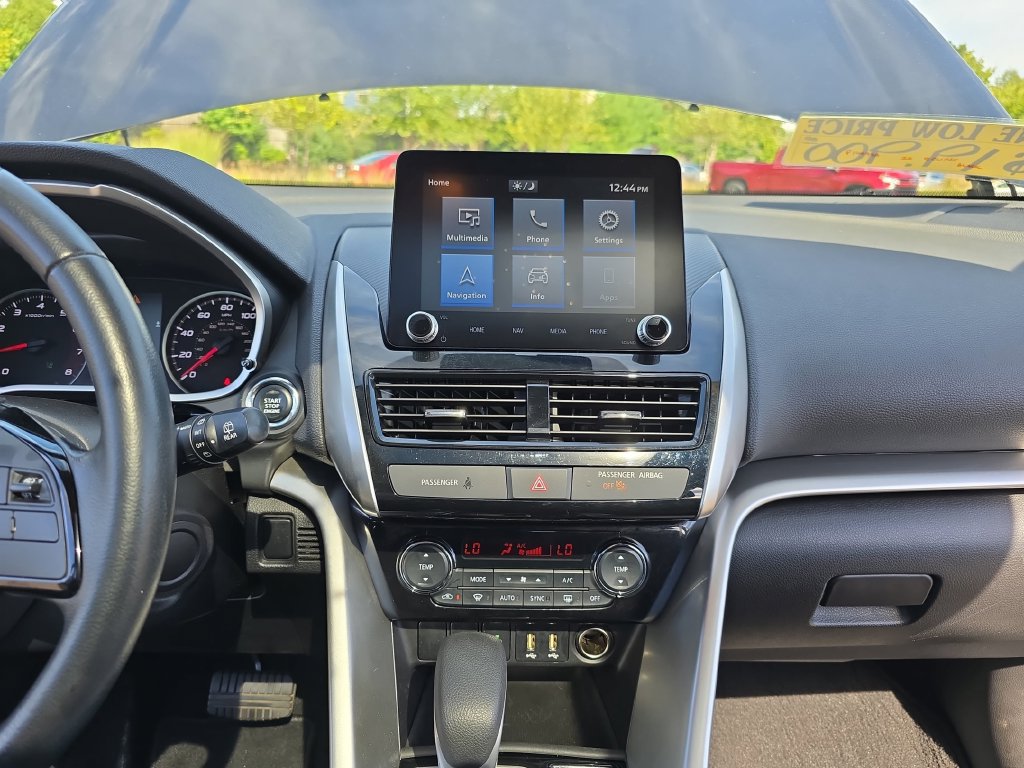 Used 2022 Mitsubishi Eclipse Cross SE FWD image 20