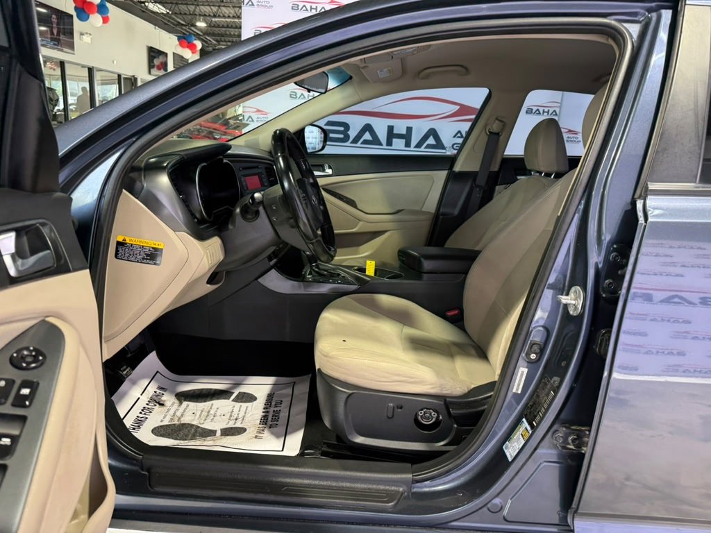 Used 2015 Kia Optima LX FWD image 23