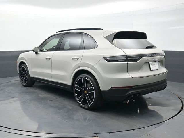 Certified 2023 Porsche Cayenne AWD/4WD image 3