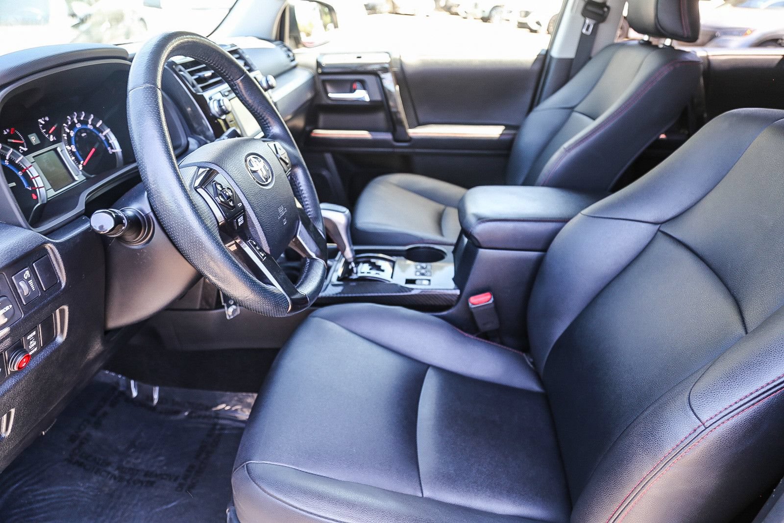 Used 2019 Toyota 4Runner TRD Off-Road Premium w/ Wilderness Package AWD/4WD image 17
