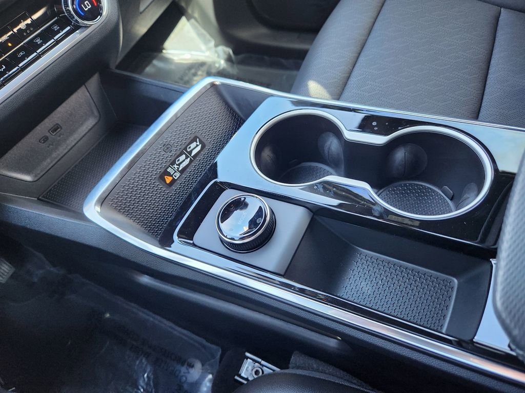 New 2026 Chevrolet Equinox LT w/ Convenience Package II image 21