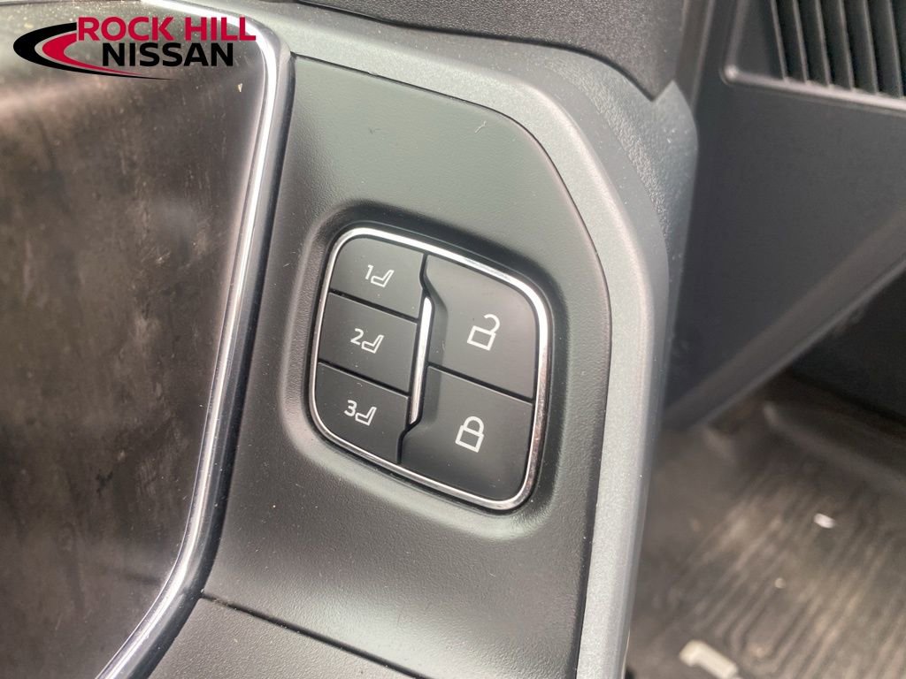 Used 2022 Ford F150 Lariat image 12