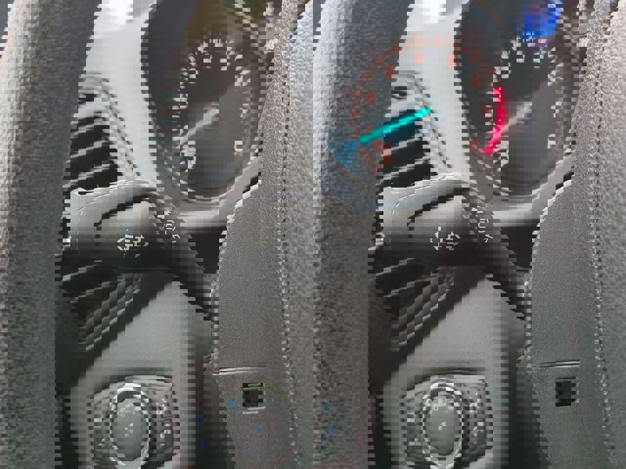 Used 2017 Ford Escape SE image 25