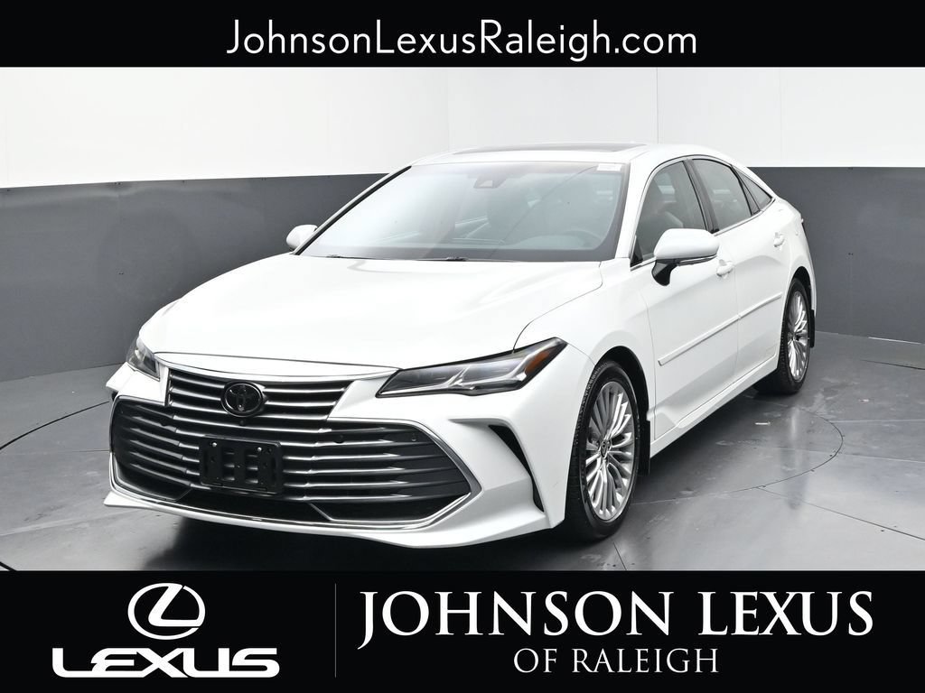 Used 2021 Toyota Avalon Limited w/ Advanced Safety Package FWD image 5