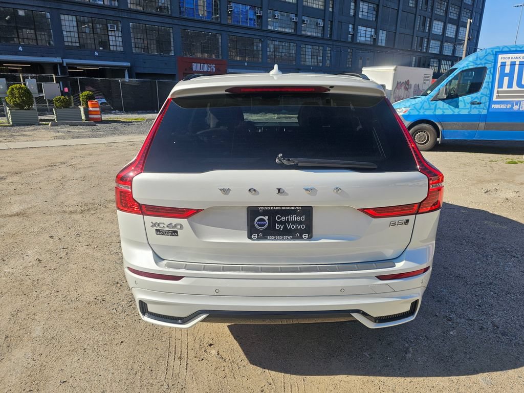 Certified 2023 Volvo XC60 B5 Plus w/ Climate Package AWD/4WD image 3