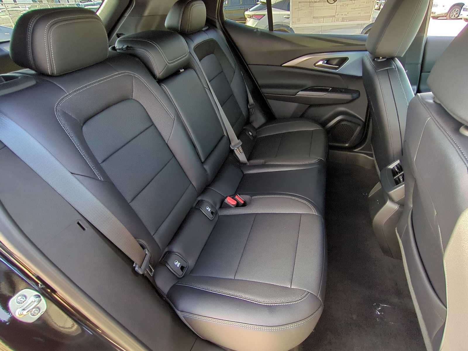 New 2026 Chevrolet Equinox EV LT AWD/4WD image 26