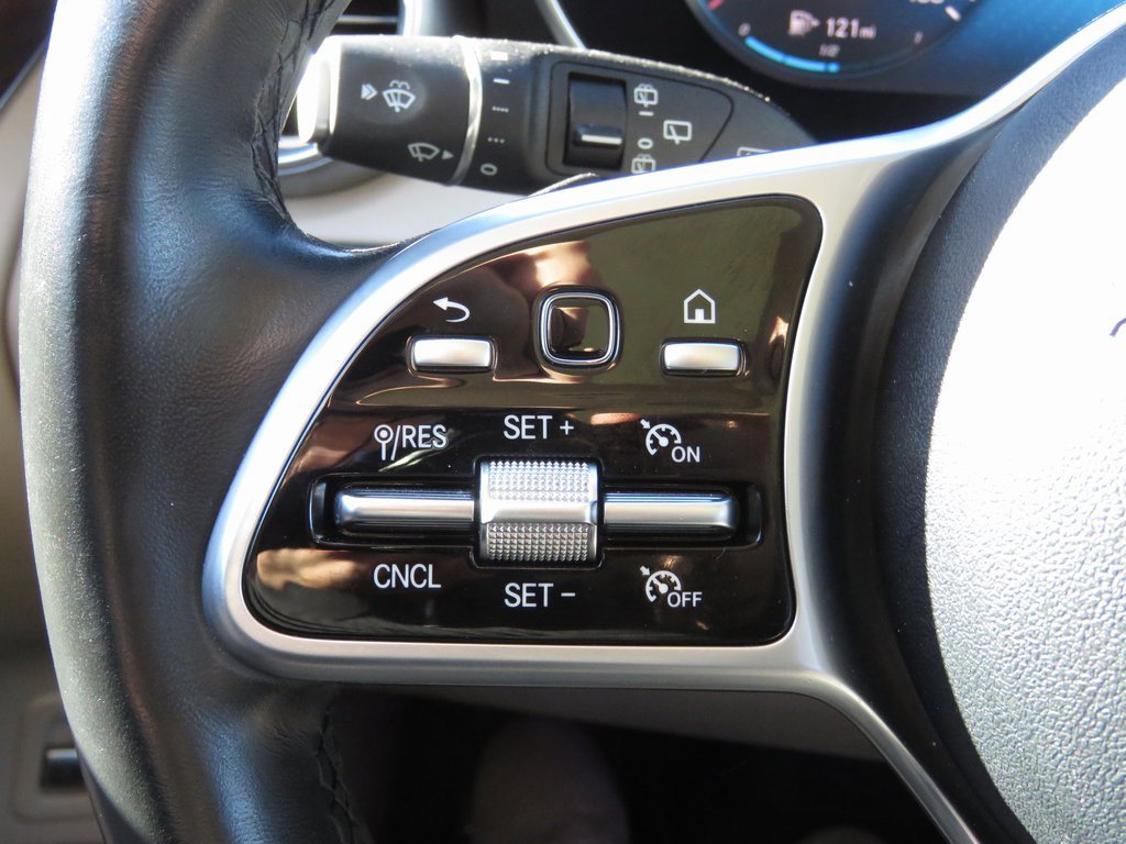 Used 2021 Mercedes-Benz GLC 300 GLC 300 image 23