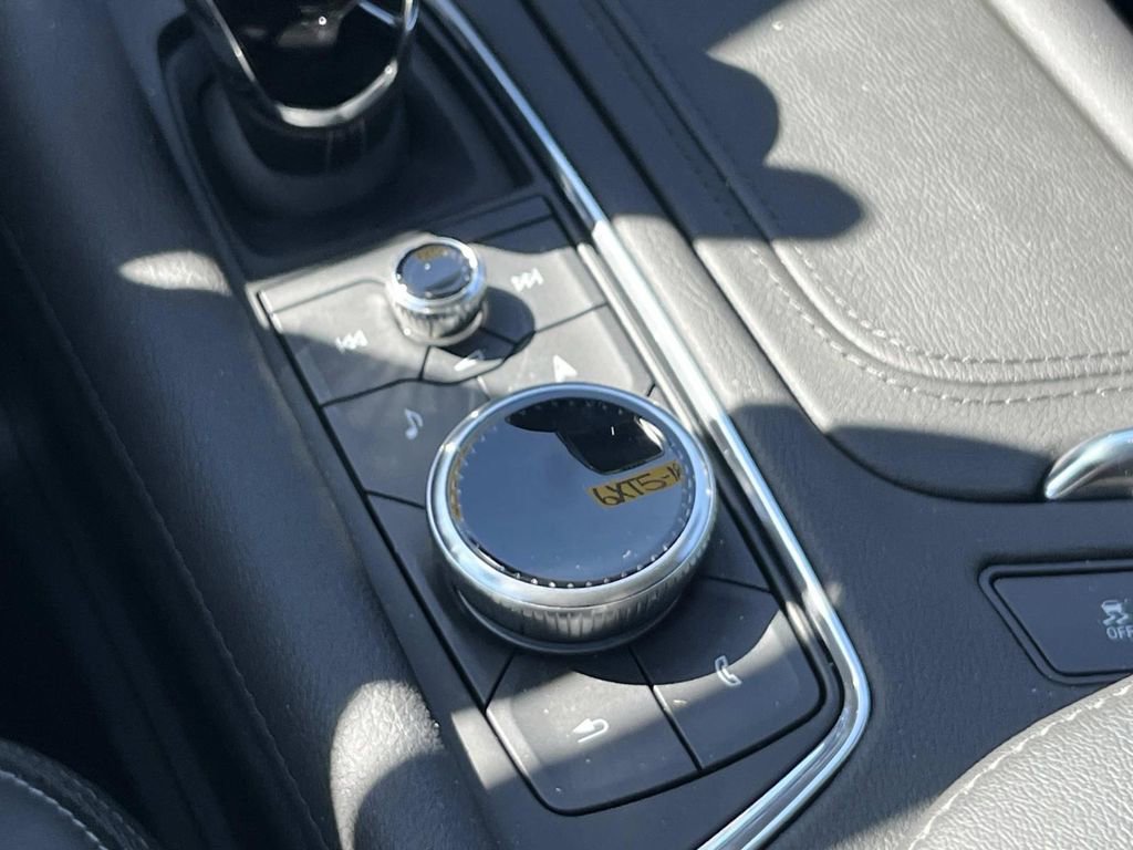 Certified 2026 Cadillac XT5 Premium Luxury image 36