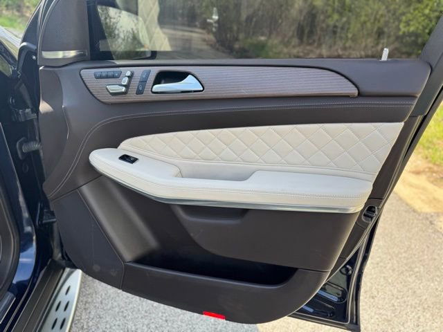 Used 2018 Mercedes-Benz GLS 550 4MATIC image 22