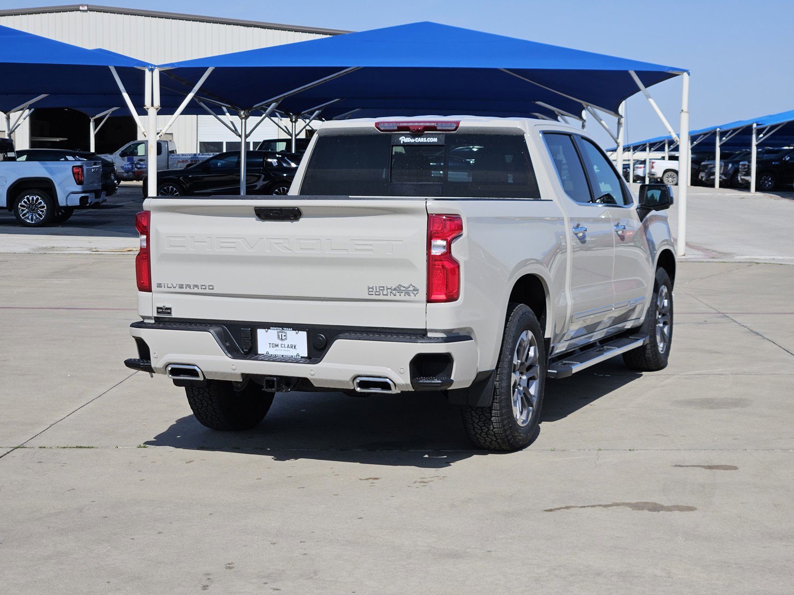 New 2026 Chevrolet Silverado 1500 High Country w/ Technology Package AWD/4WD image 3