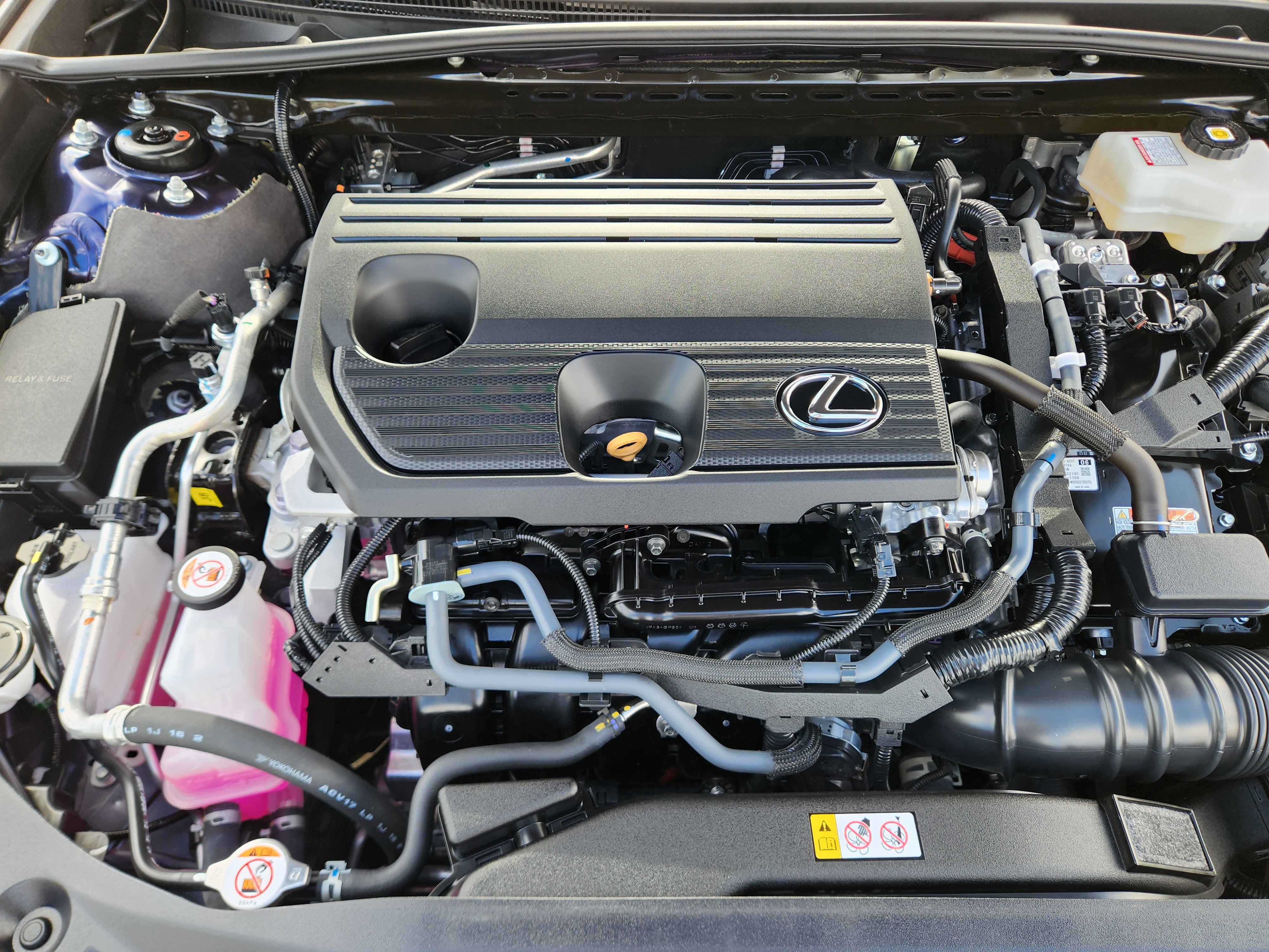 Used 2025 Lexus ES 300h w/ Premium Package image 42