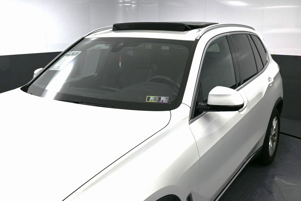 Used 2021 BMW X5 xDrive40i w/ Convenience Package image 5