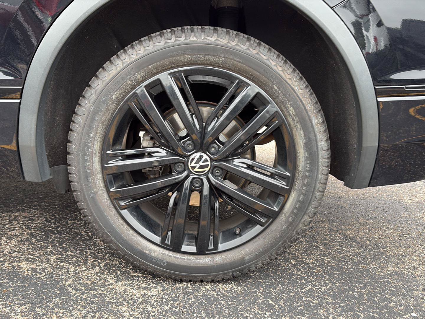 Used 2022 Volkswagen Tiguan SE R-Line AWD/4WD image 20