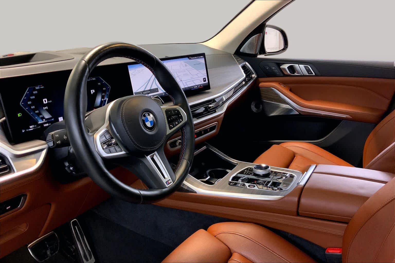 Used 2025 BMW X7 M60i AWD/4WD image 17