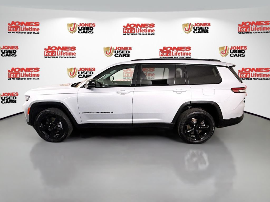 Used 2024 Jeep Grand Cherokee L Altitude AWD/4WD image 15