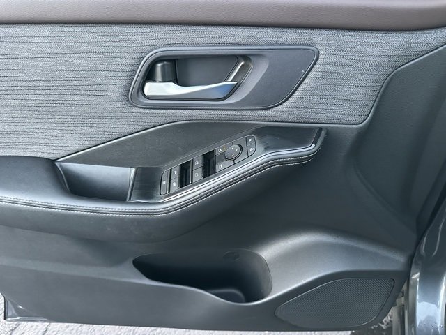 Certified 2023 Nissan Rogue SV image 20