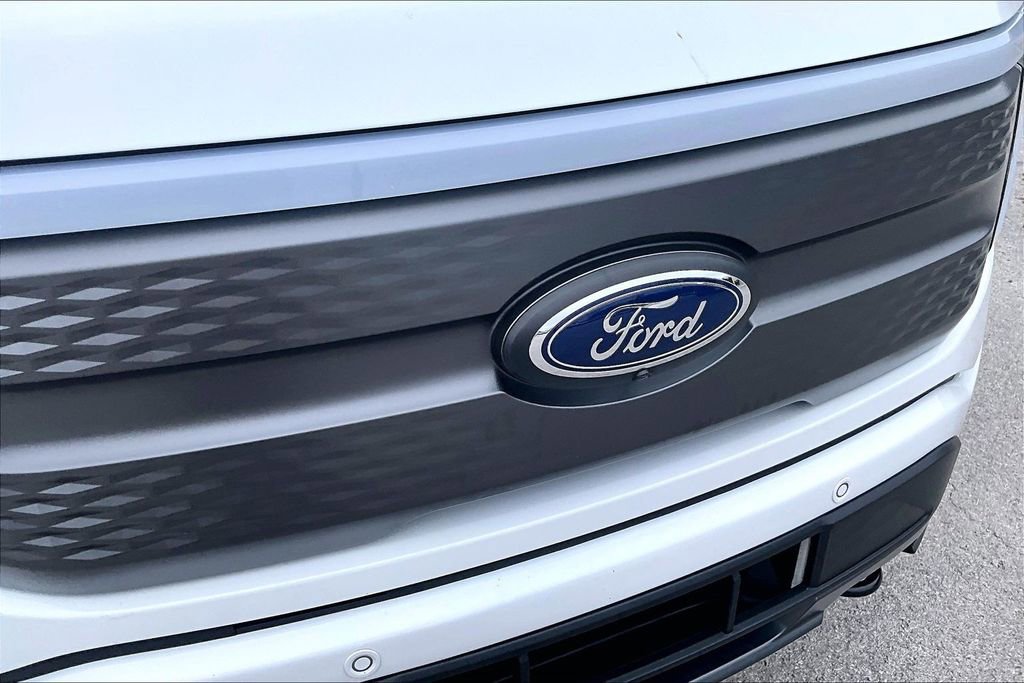 Used 2023 Ford F150 Lightning XLT w/ Equipment Group 312A High image 32