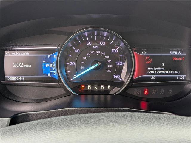 Used 2019 Ford Explorer XLT w/ Equipment Group 202A image 11