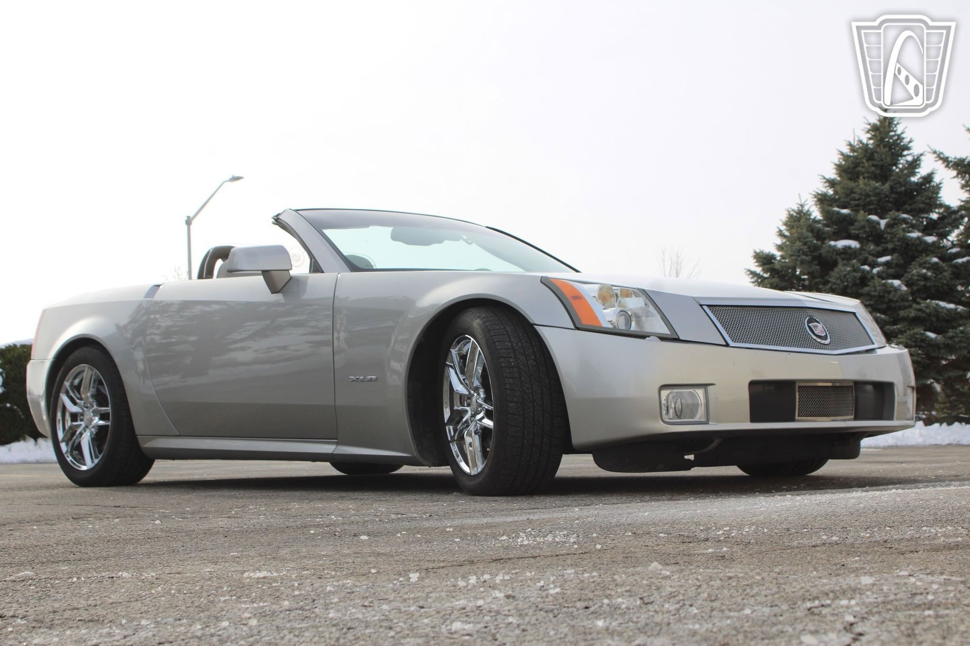 Used 2005 Cadillac XLR image 21
