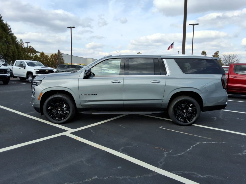 New 2026 Chevrolet Suburban Premier image 8