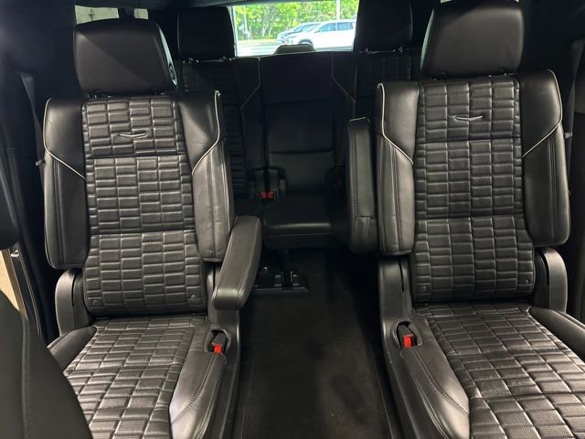 Used 2022 Cadillac Escalade ESV Sport Platinum w/ LPO, ONYX Package AWD/4WD image 29