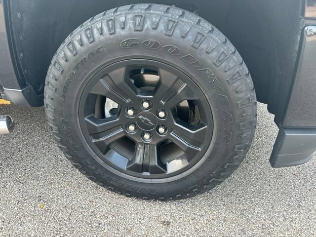 Used 2019 Chevrolet Silverado 1500 LT w/ All Star Edition AWD/4WD image 9